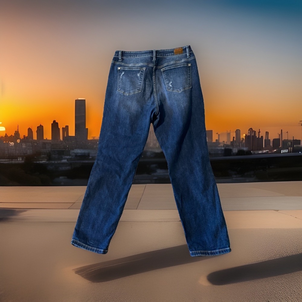 Judy Blue Boyfriend Fit Jeans Distressed‎ Women's Size 15/32 JB82156MD - Picture 2 of 6